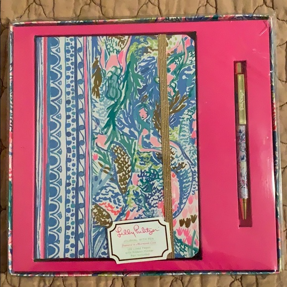 Lilly Pulitzer Accessories - Lilly Pulitzer Journal with Pen